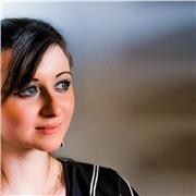 Dottoressa in scienze giuridiche. Disponibile per materie umanistiche e inglese